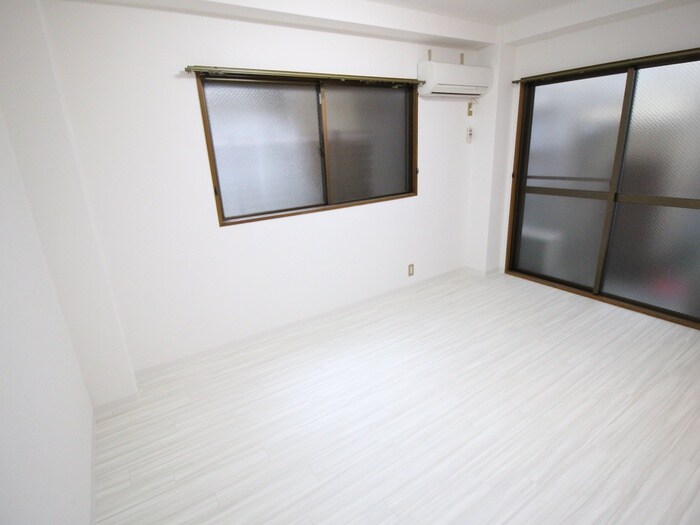 物件内観写真6　(居室)