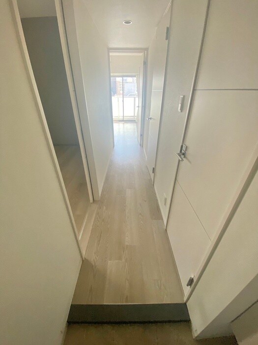 物件内観写真20　(廊下)