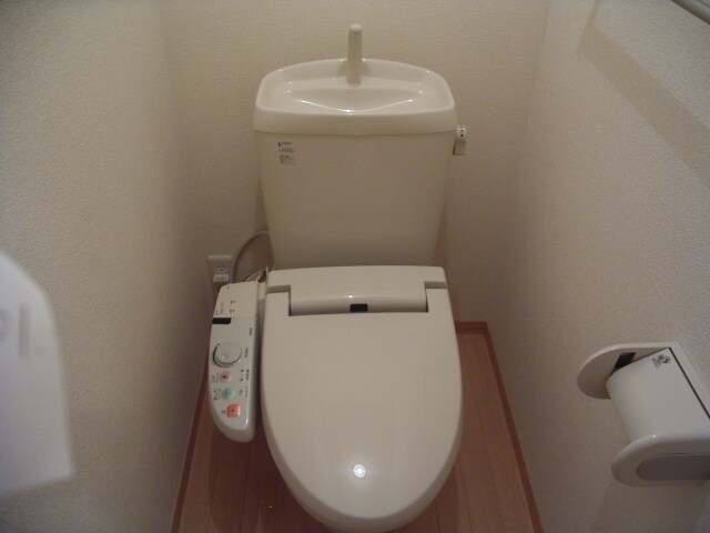 物件内観写真12　(トイレ)