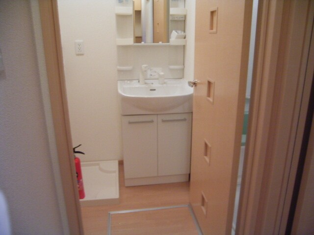 物件内観写真14　(洗面)