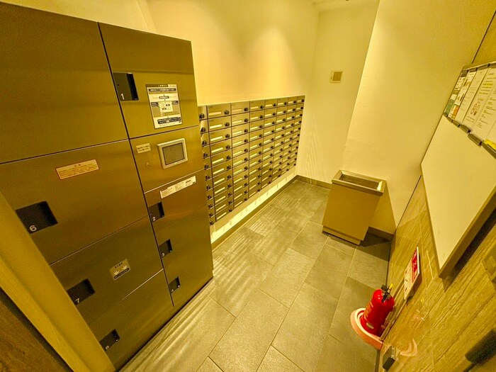 物件外観写真4　(建物設備)