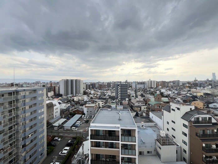 物件内観写真14　(室内からの展望)