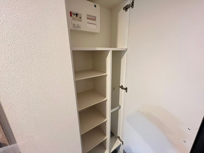 物件内観写真17　(靴箱)