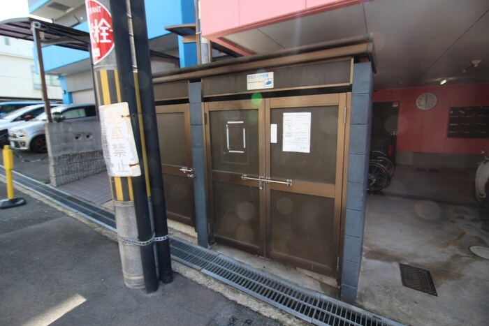 物件外観写真6　(建物設備)