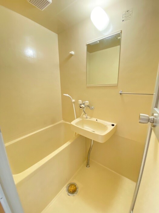 物件内観写真11　(バス／シャワールーム等)