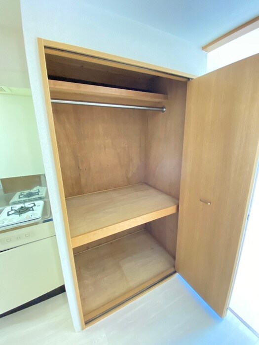 物件内観写真15　(収納)