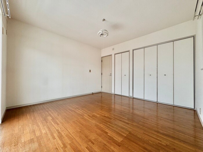 物件内観写真18　(居室)