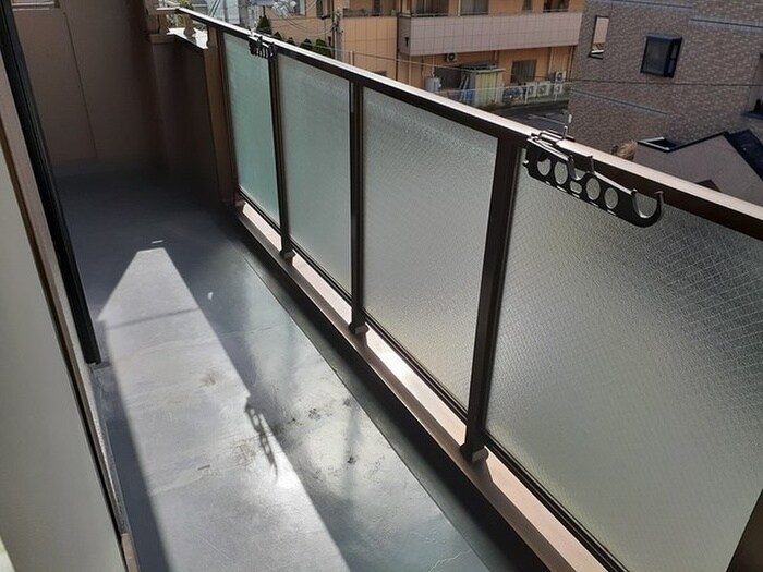 物件内観写真18　(室内からの展望)