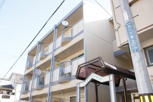 ハイツリバーサイド外観写真