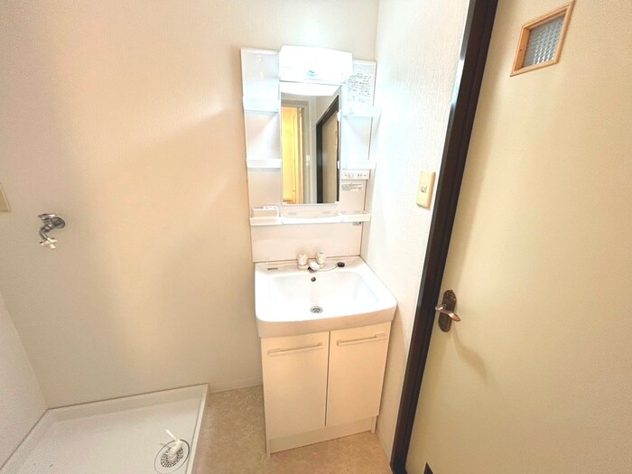 物件内観写真11　(洗面)