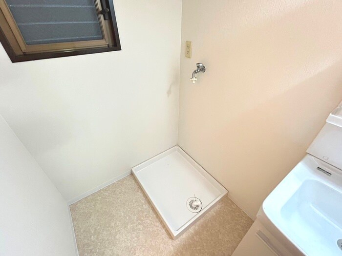 物件内観写真19　(洗濯機置場)