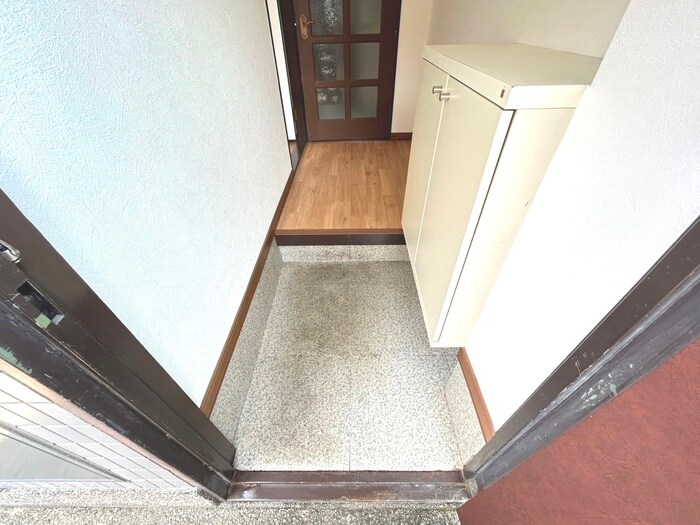 物件内観写真22　(玄関)