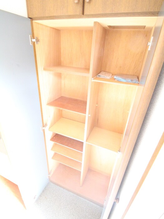 物件内観写真16　(靴箱)