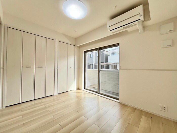 物件内観写真10　(居室)