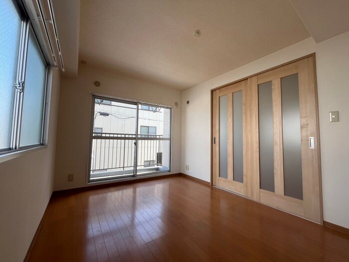 物件内観写真12　(居室)