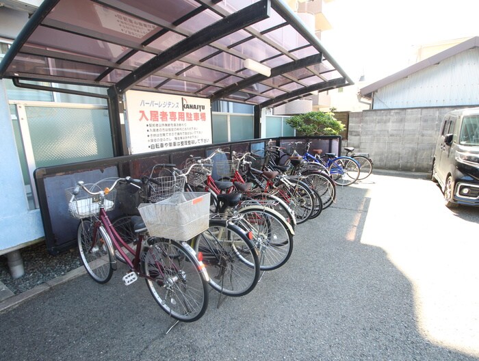 物件外観写真6　(駐輪場)