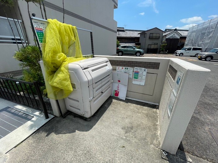 物件外観写真6　(建物設備)