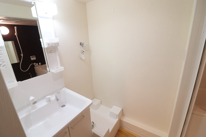 物件内観写真13　(洗面)