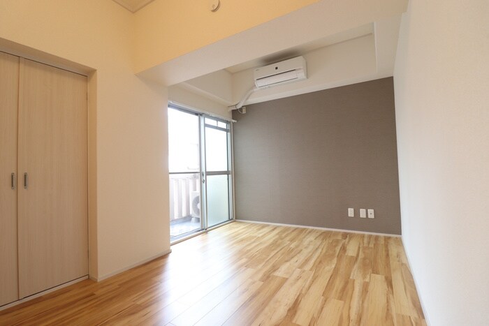 物件内観写真15　(居室)