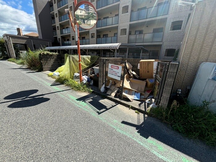 物件外観写真4　(建物設備)