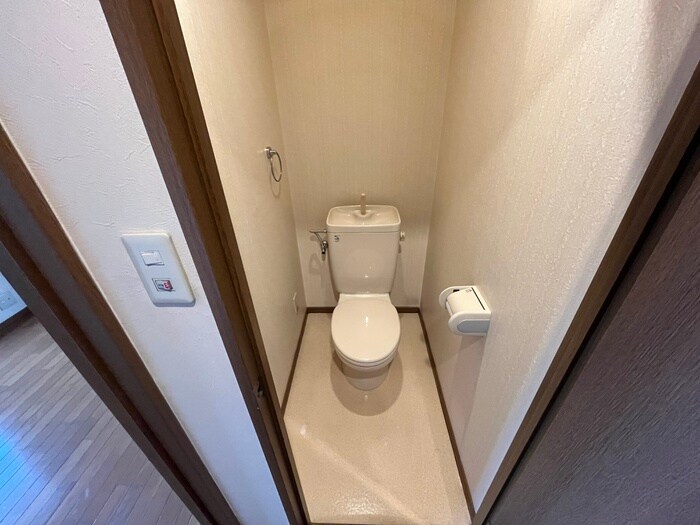 物件内観写真11　(トイレ)