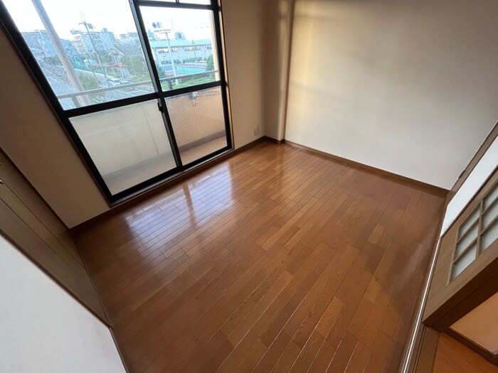 物件内観写真12　(居室)