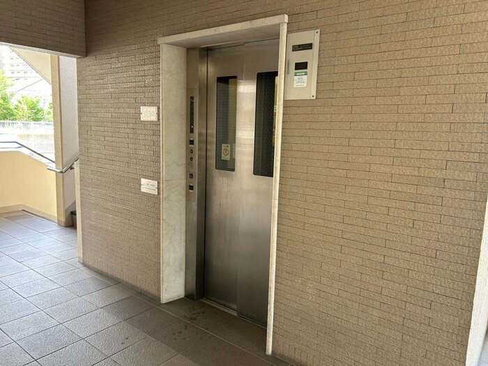 物件外観写真3　(建物設備)