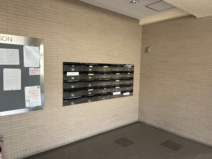 物件外観写真4　(建物設備)