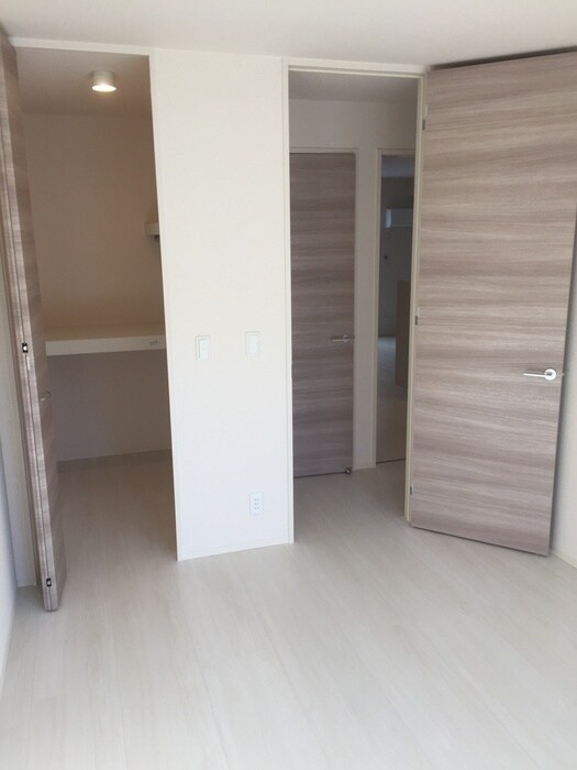 物件内観写真10　(居室)