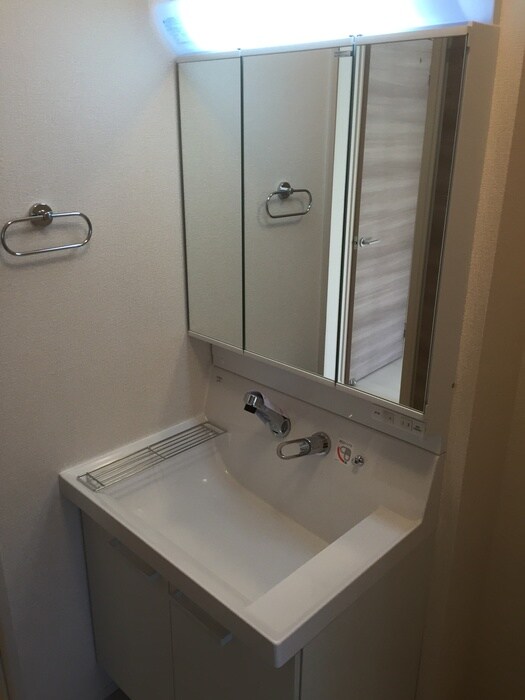 物件内観写真13　(洗面)