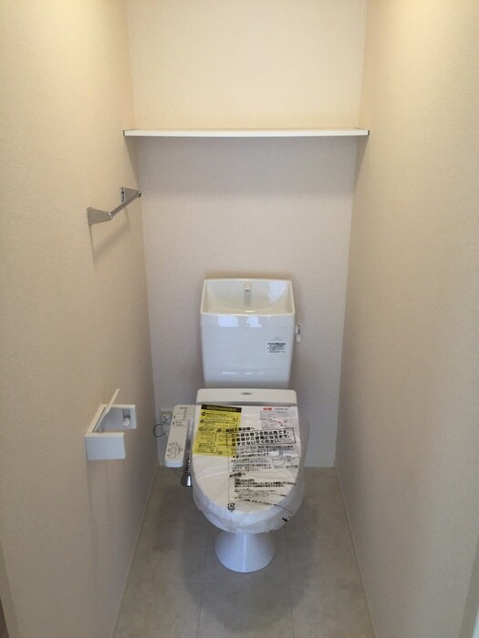 物件内観写真14　(トイレ)