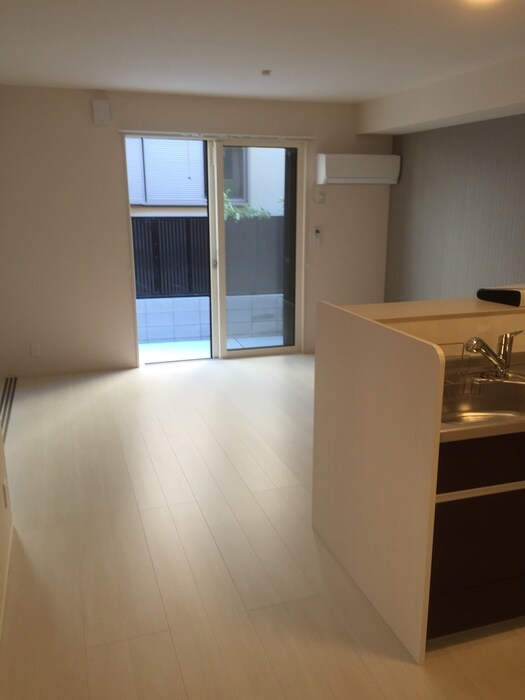 物件内観写真18　(居室)