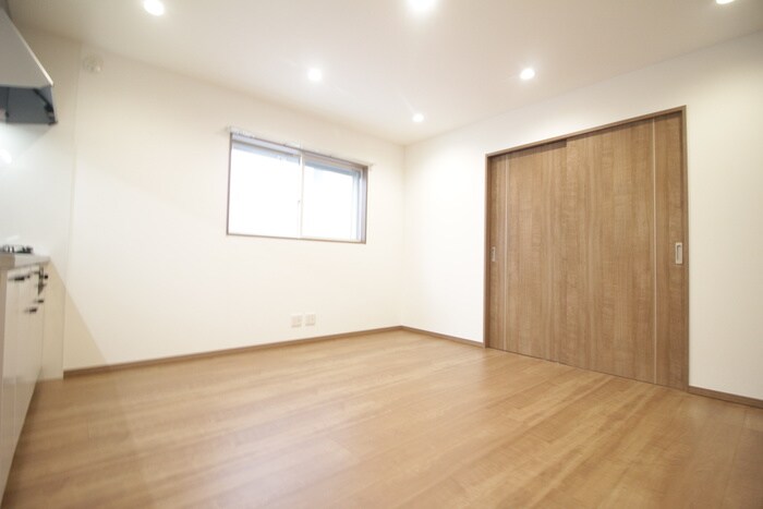 物件内観写真18　(居室)