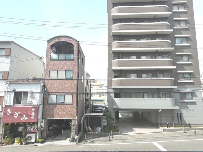 物件内観写真19　(室内からの展望)