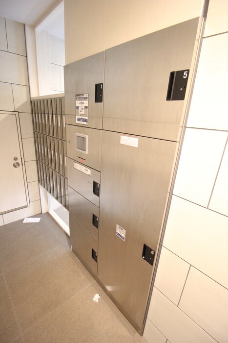 物件外観写真4　(建物設備)