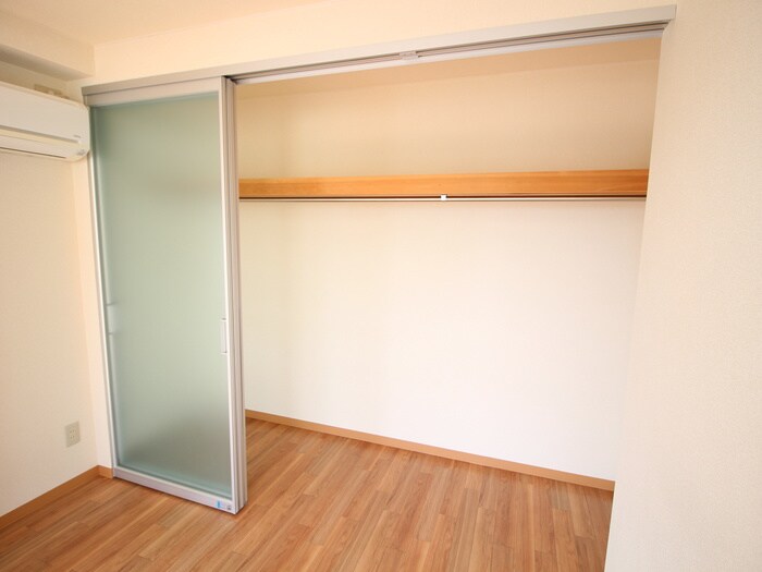 物件内観写真11　(収納)