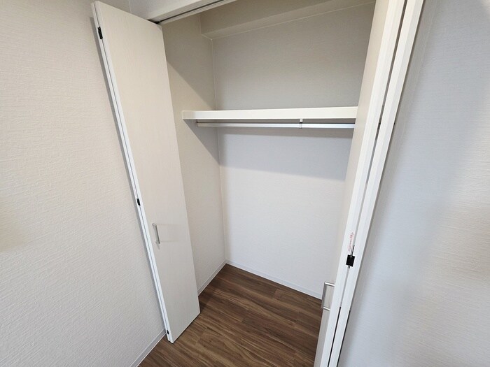 物件内観写真13　(収納)