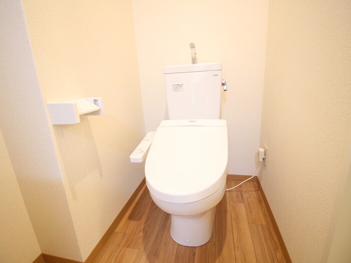 物件内観写真15　(トイレ)