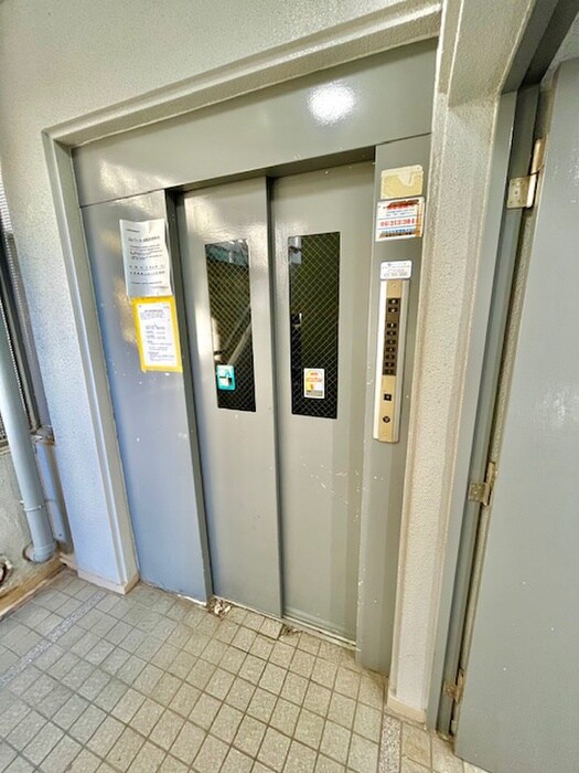 物件外観写真6　(建物設備)