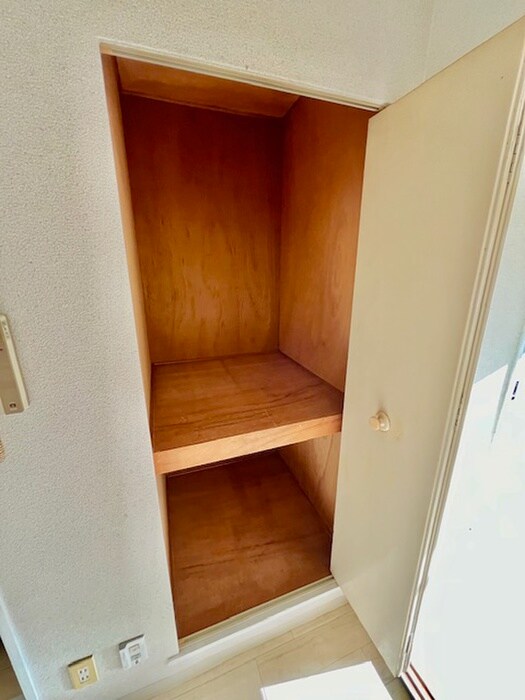 物件内観写真14　(収納)