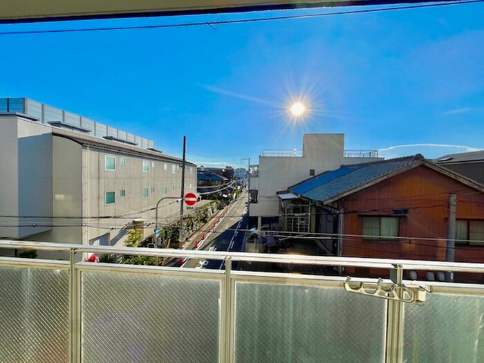 物件内観写真20　(室内からの展望)