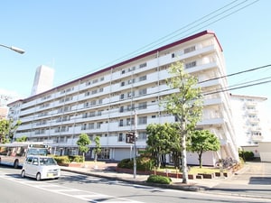 ｲﾄｰﾋﾟｱ向日ﾏﾝｼｮﾝA棟(707)外観写真