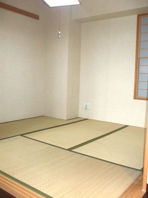 物件内観写真15　(居室)