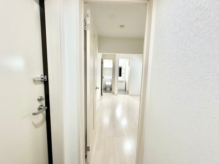 物件内観写真20　(廊下)