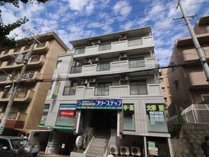 プラザカワバタ外観写真