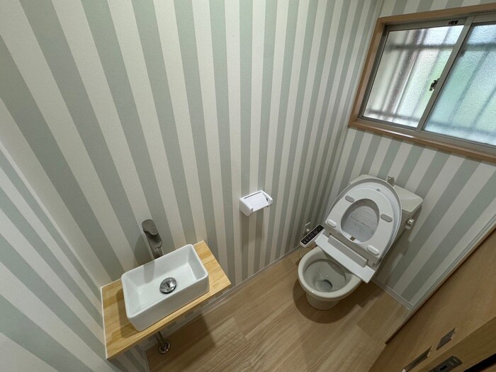 物件内観写真12　(トイレ)