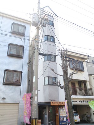 パ－クアベニュ－外観写真