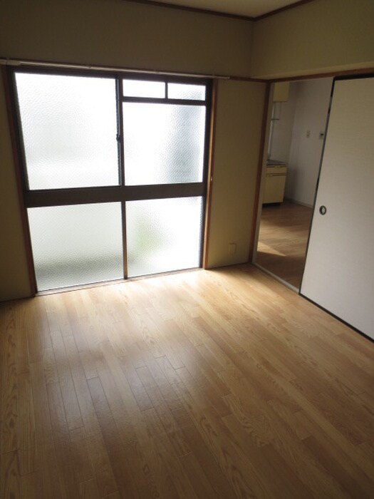 物件内観写真11　(居室)