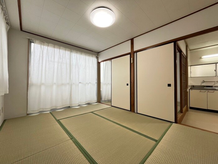 物件内観写真10　(居室)