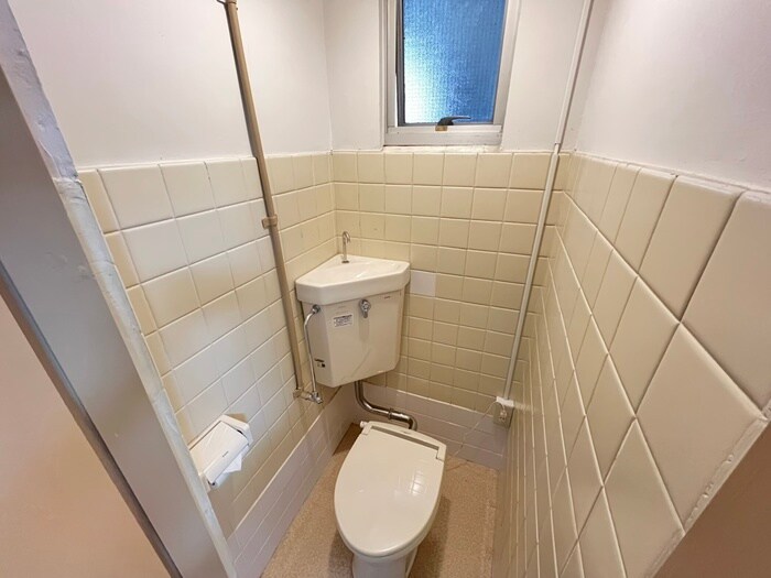 物件内観写真15　(トイレ)